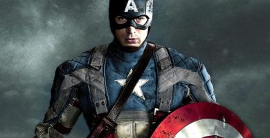 Chris Evans insterpretando al Capitán América en Los Vengadores (Avengers)